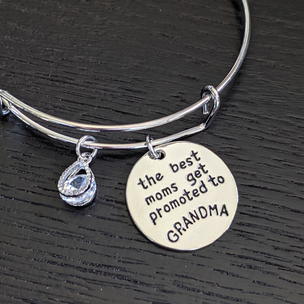 The best moms get promoted to Grandma bracelet